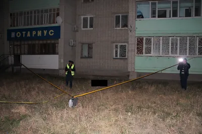 В Уральске 15-летняя школьница спрыгнула с крыши 9-этажного дома