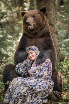 Фотосессия с настоящим медведем Степаном, Томом.