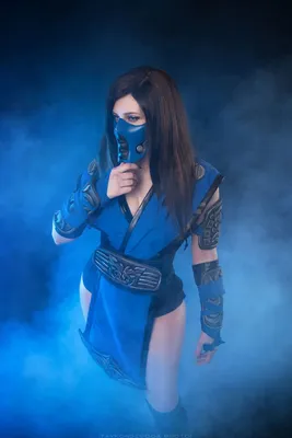 Женская версия Саб-Зиро из Mortal Kombat в исполнении россиянки Кристины  Лилейной - Чемпионат