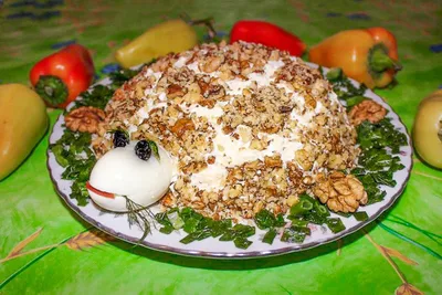 Салат «Черепаха» с курицей — пошаговый рецепт с фото и описанием процесса  приготовления блюда от Петелинки.