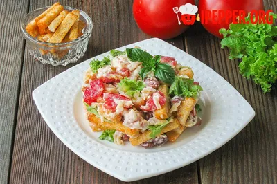 Салат с копченой курицей и горошком - пошаговый рецепт с фото на Повар.ру