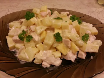 Салат с курицей и ананасами - рецепт с фотографиями - Patee. Рецепты