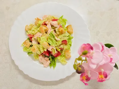 Салат из пекинской капусты с сухариками - рецепт автора Ксения