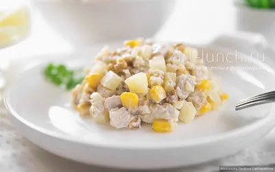 Салат из курицы с ананасами (классический) - пошаговый рецепт с фото на  Повар.ру