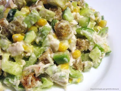 Салат с курицей и кукурузой - как приготовить и пошаговый рецепт с фото |  Сегодня