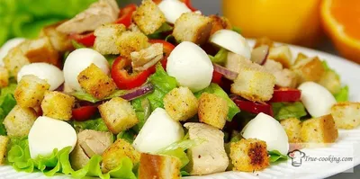 Как приготовить салат с курицей и сухариками - сытный салат — Шуба