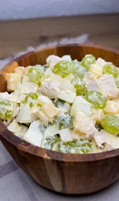 Куриный салат с авокадо и виноградом рецепт – Европейская кухня: Салаты.  «Еда»