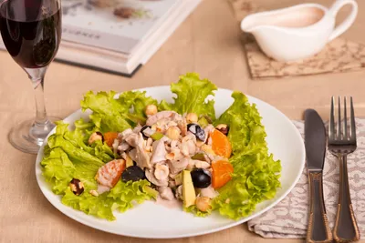 Салат с курицей, сельдереем и виноградом - покроковий рецепт з фото. Автор  рецепта Priprava Club . - Cookpad