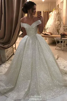 Самое красивое свадебное платье в мире фотографии