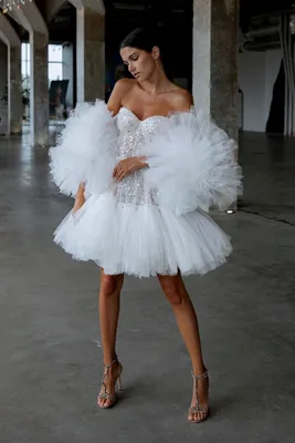 Смотреть ✓: Фото - Самое пышное свадебное платье в мире