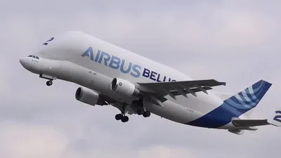 Удивительный самолет Airbus A300-600ST (BELUGA)