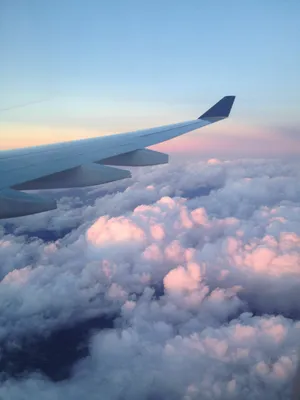 Самолет в облаках - 38 фото