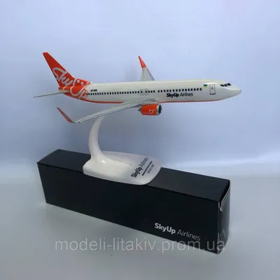 Купить Модель самолета: Boeing 737-800 SkyUp UR-SQB, цена 500 грн — Prom.ua  (ID#1525994580)