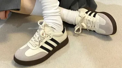 Dad sneakers: самые модные кроссовки этой зимы по мнению фэшн-инфлюенсеров  | theGirl