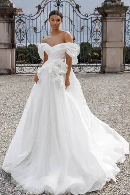 Самое пышное свадебное платье в мире - 65 фото