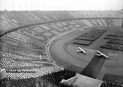 В СССР строили самый большой стадион в мире. Завершить его помешало начало  Второй Мировой | Волка ноги кормят | Дзен