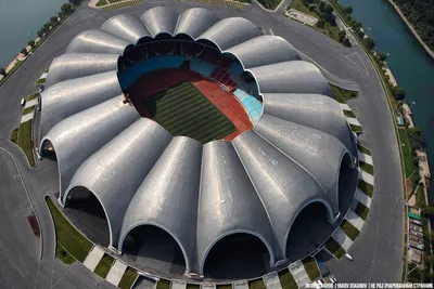 Никогда не догадаетесь, где находится самый большой в мире стадион | Пикабу
