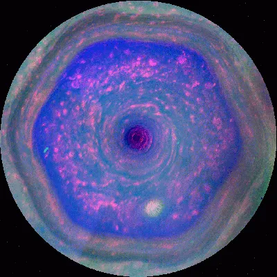 NASA показало необычное фото Сатурна - Korrespondent.net