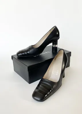 The Very Best Places to Buy Vintage Chanel Shoes | Who What Wear UK