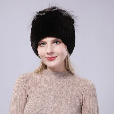 Женская зимняя меховая шапка из выдры, теплая вязаная модная шапка с  защитой ушей, меховая шапка из кролика – купить по низким ценам в  интернет-магазине Joom