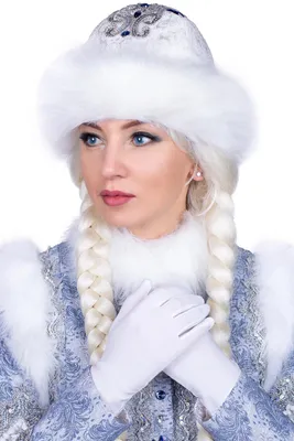 Новогодняя шапка Снегурочки - купить за 4000 руб: недорогие головные уборы  в СПб