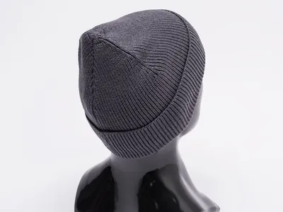 Женская черная кожаная шапка GIORGIO ARMANI купить в интернет-магазине ЦУМ,  арт. 797325/3F508