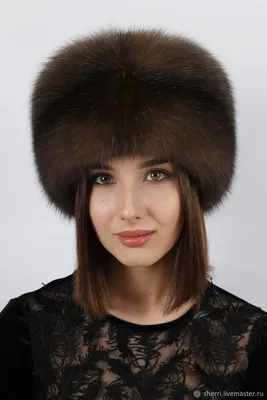 Женская меховая шапка кубанка из чернобурки 1532-12