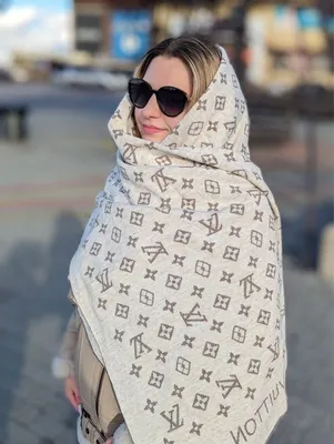 Архив Платок / Палантин / Шарф / Луи Виттон / Louis Vuitton / ЛВ / LV: 410  грн. - Шапки, шарфы, платки Киев на BON.ua 90450946