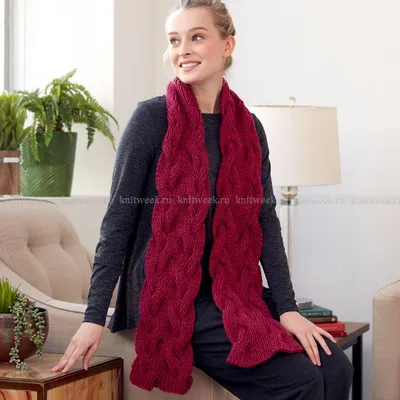 Вязание с Lady Knits - #спицами #шапка #шарф #для_женщин Вязанный спицами  комплект из шапки, шарфа и митенок. Описание:  http://ladyknits.ru/index.php/golvnie-ub/571-sahapka-sharf-mitenka-uzorom-soti.html  | Facebook