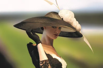 Модные брендовые женские шляпы (коллекции 2023 года) - купить с доставкой в  интернет-магазине Gum.ru