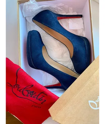 Туфли CHRISTIAN LOUBOUTIN для женщин купить за 15000 руб, арт. 471764 –  Интернет-магазин Oskelly