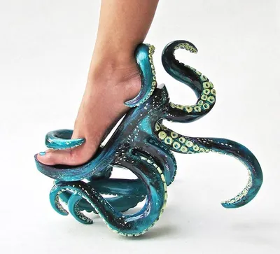 Tentacle High Heels And Other Crazy Shoes By Filipino Designer Kermit  Tesoro – Design You Trust | Sapatos estranhos, Sapatos divertidos, Sapatos