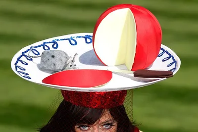 Шляпы Кейт Миддлтон: 20 самых смешных моделей