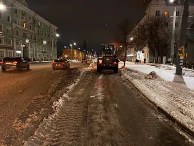 Фото и видео: улицы Нижнего Новгорода чистят от снега | Информационное  агентство «Время Н»