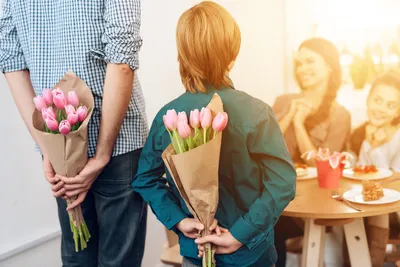 8 De Marzo Diseño Moderno Del Fondo Con Las Flores Tarjeta De Felicitación  Elegante De Las Mujeres Del Día Feliz Del ` S Con Las Ilustración del  Vector - Ilustración de arte, acontecimiento: 137183439