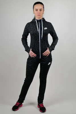 Костюм женский Nike Sportswear черный цвет — купить за 14419 руб. со  скидкой 30 %, отзывы в интернет-магазине Спортмастер