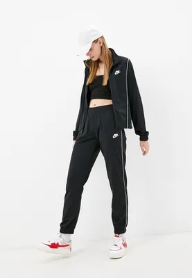 Костюм спортивный мужской Nike Sportswear Sport Essentials черный цвет —  купить за 5399 руб. со скидкой 50 %, отзывы в интернет-магазине Спортмастер