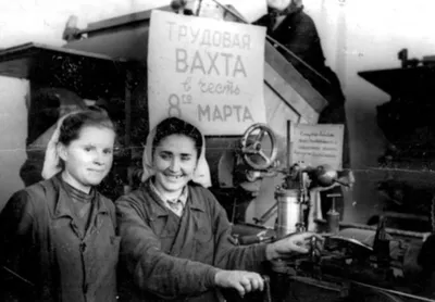 Женщины тяжёлых рабочих профессий эпохи СССР (Честные и неглянцевые фото) |  Фотоблог №1005001 | Дзен
