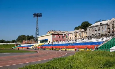 File:Стадион Шахтер Холодная Балка 2002.jpg - Wikimedia Commons