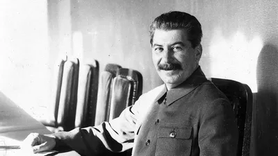 Сталин смеётся: 10 шуток от вождя народов и одна история о подарке