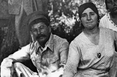 Страстная Надежда. Любовь и смерть любимой жены Иосифа Сталина | История |  Общество | Аргументы и Факты