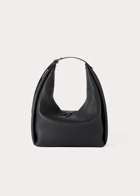 Belt hobo bag black grain – TOTEME