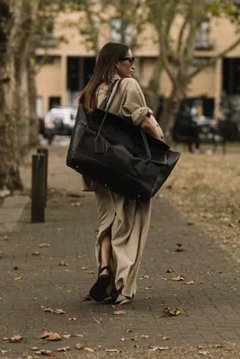Самые модные и удобные сумки-тоут этого сезона | Vogue Russia