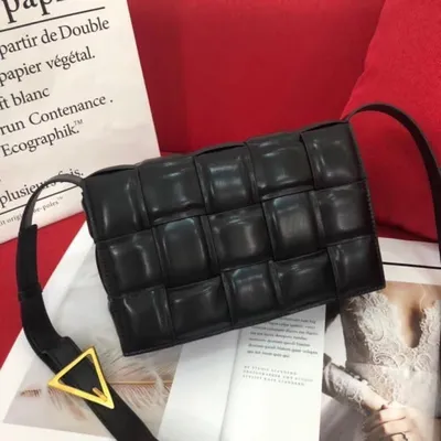 СУМКА BOTTEGA VENETA