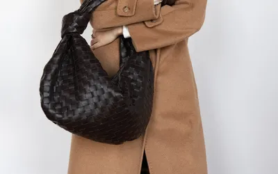 Женская серая кожаная сумка Bottega Veneta Arco Tote Medium LM-14864 –  Lazurka Mall