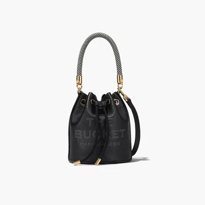 Nylon Shoulder Bag : Black - Baggu