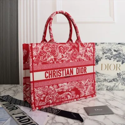 CHRISTIAN DIOR Large Lady Dior Bag - A Retro Tale