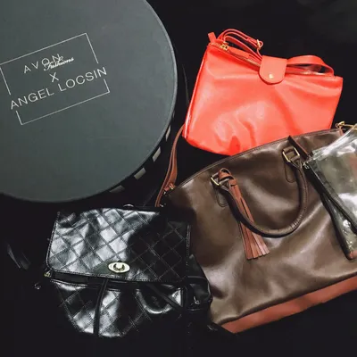 Avon - Product Detail : Suzy Crossbody Bag