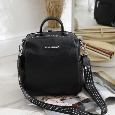 СУМКИ ЖЕНСКИЕ от KAR.LENN on Instagram: “Рюкзак-сумка из высококачественной  экокожи от бренда Velina Fabbiano. ⠀ Модель дополнили модный шир… | Сумки,  Рюкзак, Ремни