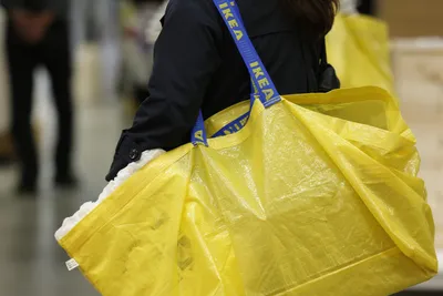 Ikea Issues Response to Balenciaga Lookalike Bag - Balenciaga Frakta Ikea  Shopping Bag